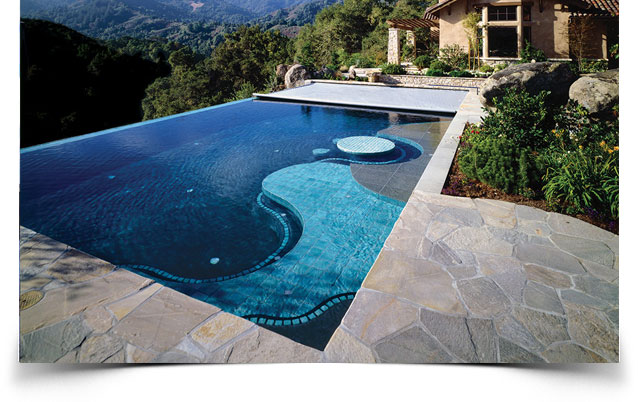 özel tasarım yüzme havuzu
